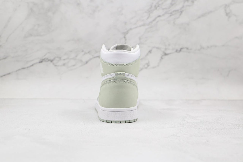 AIR JORDAN 1 RETRO HIGH OG SEAFOAM