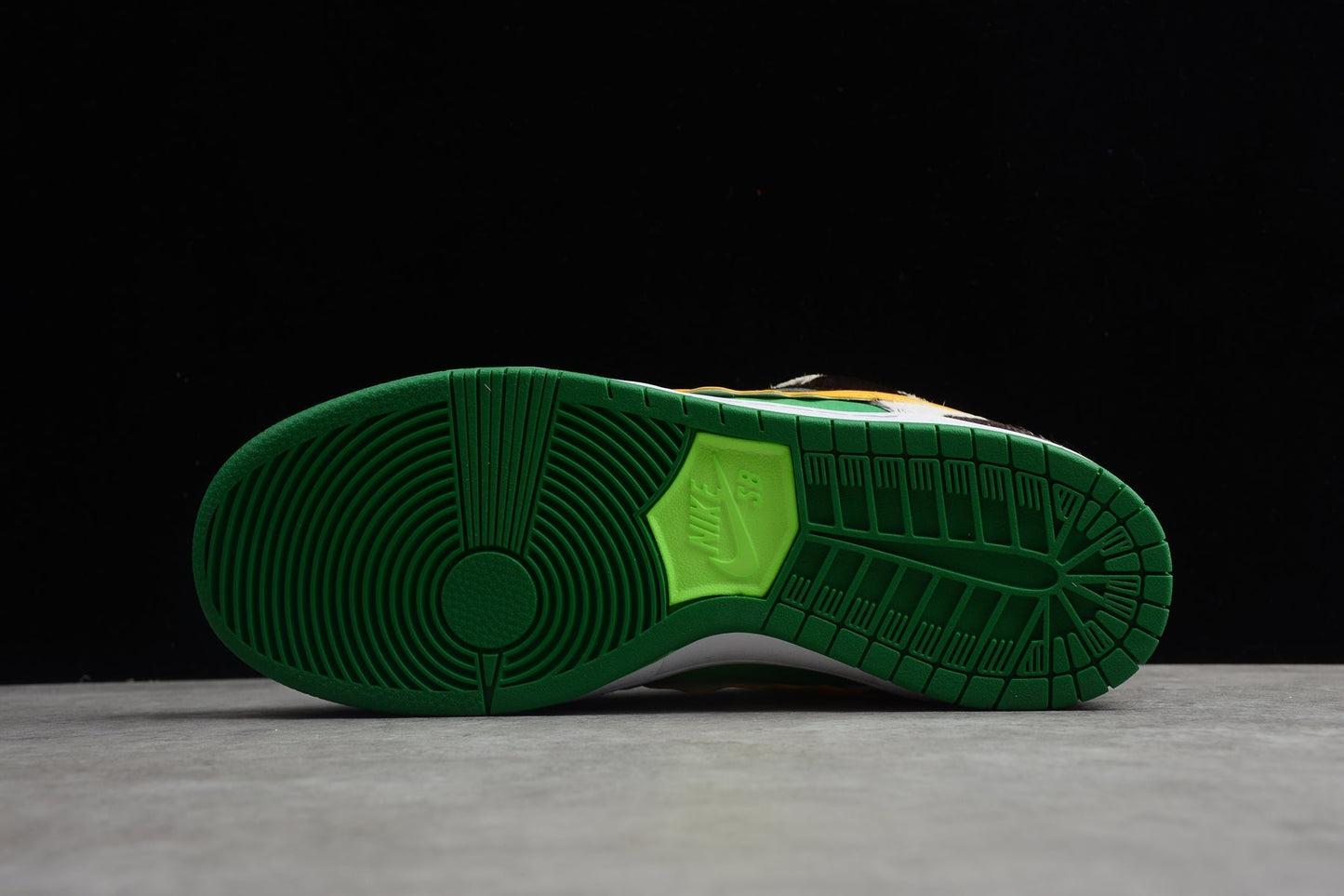 Nike SB DUNK LOW BEN E JERRY´S