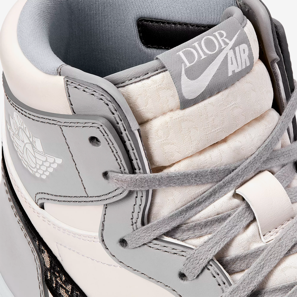 AIR JORDAN 1 HIGH RETRO HIGH X DIOR