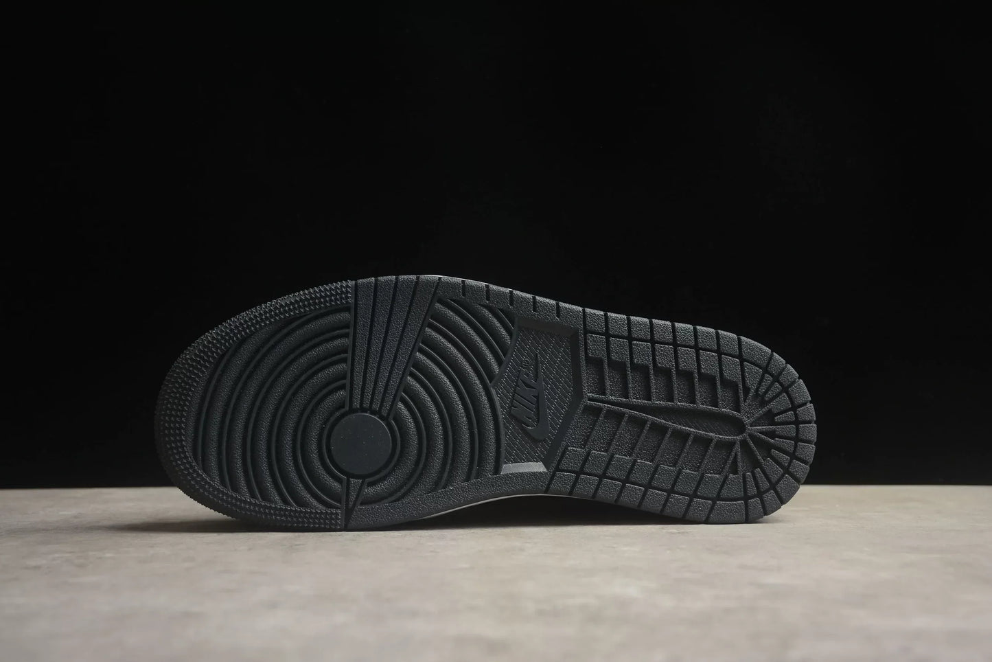 AIR JORDAN 1 LOW SE BLACK ELEPHANT