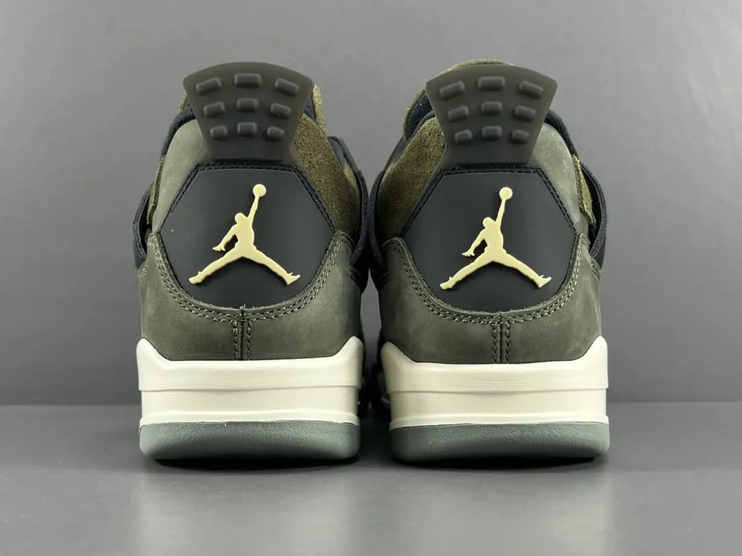 AIR JORDAN 4 CRAFT MEDIUM OLIVE