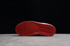 AIR JORDAN 1 LOW BRED TOE