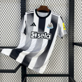 CAMISA DO NEWCASTLE 25/26 BRANCO E PRETO