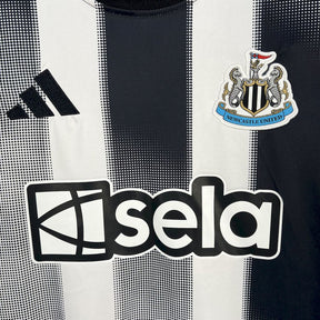 CAMISA DO NEWCASTLE 25/26 BRANCO E PRETO