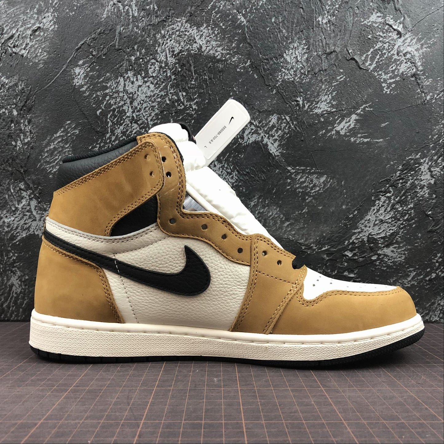 AIR JORDAN 1 HIGH ROOKIE OF THE YEAR