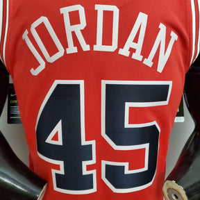 Regata NBA Chicago Bulls - Jordan #45 NCR Red