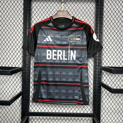 CAMISA DO UNION BERLIN 24/25 PRETO