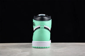 AIR JORDAN 1 RETRO HIGH OG GREEN GLOW